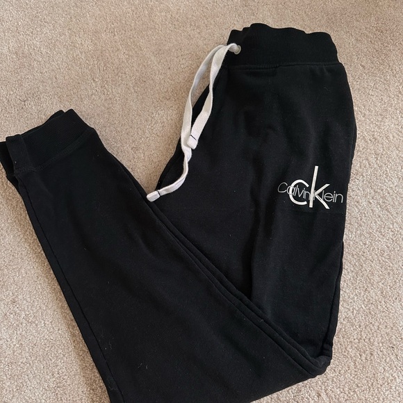 Calvin Klein Ladies' French Terry Soft Joggers with Side Pockets - Picture 2 of 6